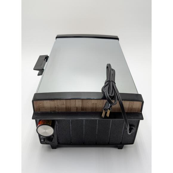 Vintage Toastmaster Tabletop Oven Toaster Oven Broiler Excellent Condition - Picture 9 of 9